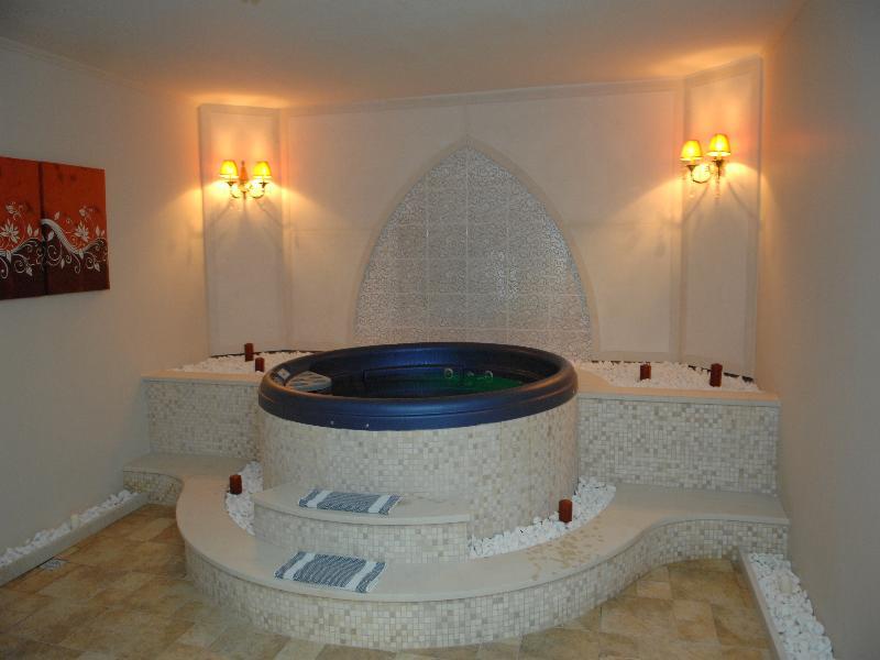 Nymfes Hotel Loutraki  Exterior photo