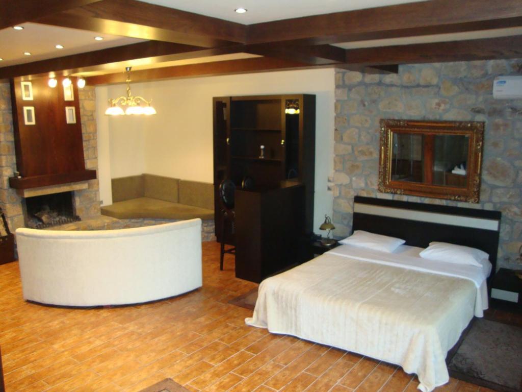 Nymfes Hotel Loutraki  Room photo
